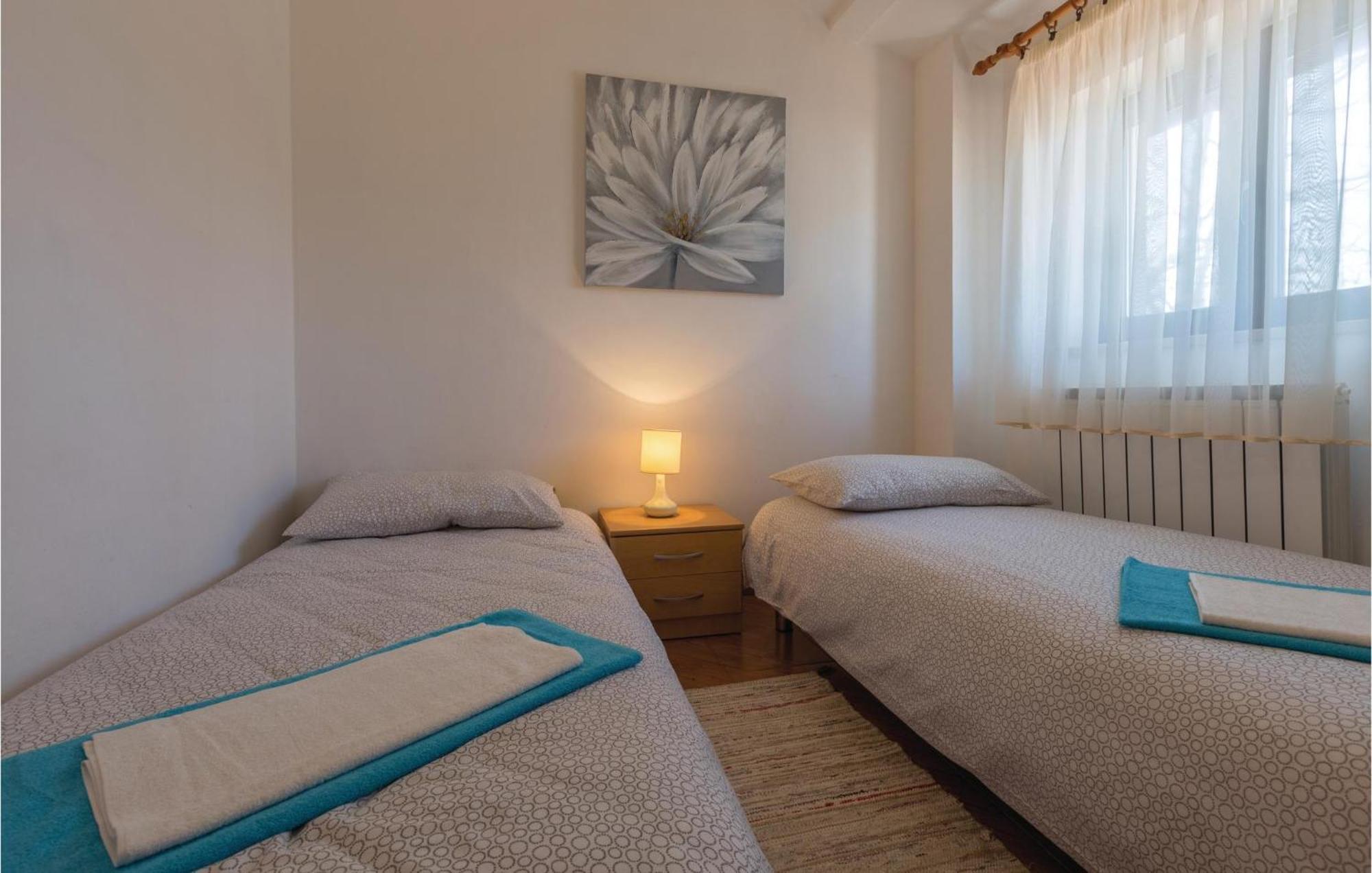 Amazing Apartment In Pazin With Wifi Katun Lindarski Exterior foto
